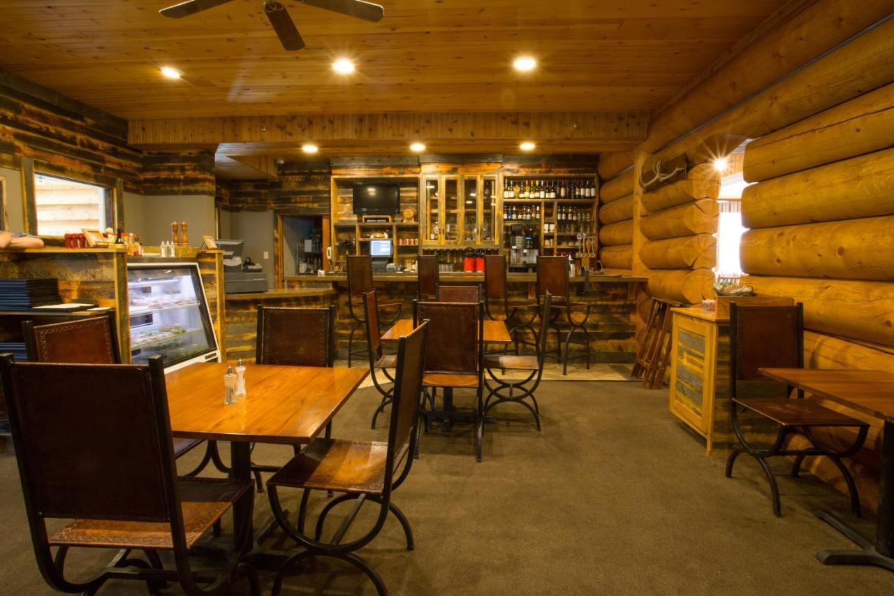 Headwaters Lodge & Cabins At Flagg Ranch Моран Екстер'єр фото